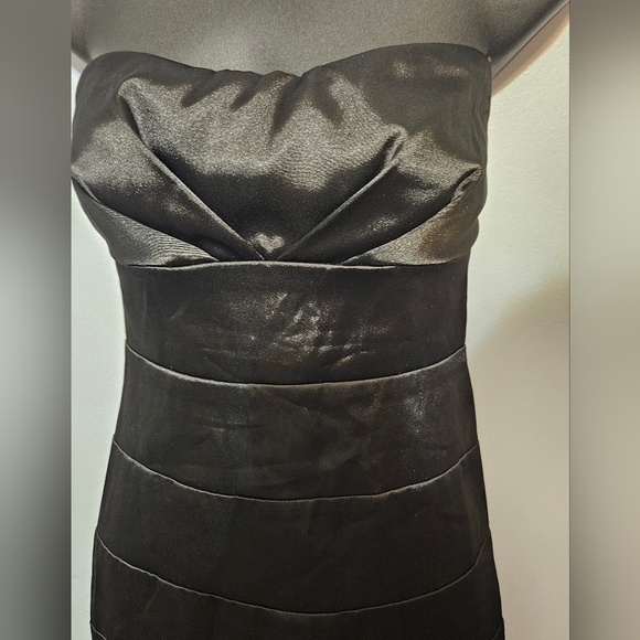 XXI Strapless Formal mini black dress size Med. - Picture 3 of 4